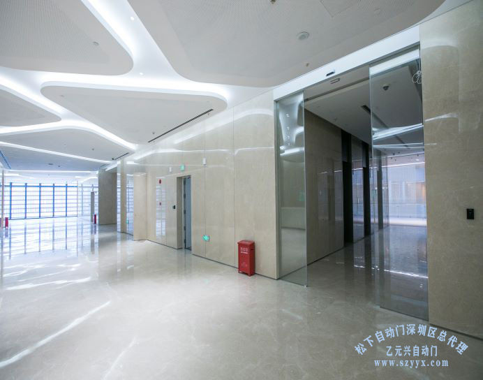 鋼化玻璃自動(dòng)門-純玻璃 鋼化玻璃自動(dòng)門-純玻璃